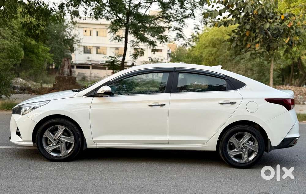 Hyundai Verna 1.5 Sx (o) Diesel At, 2022, Diesel