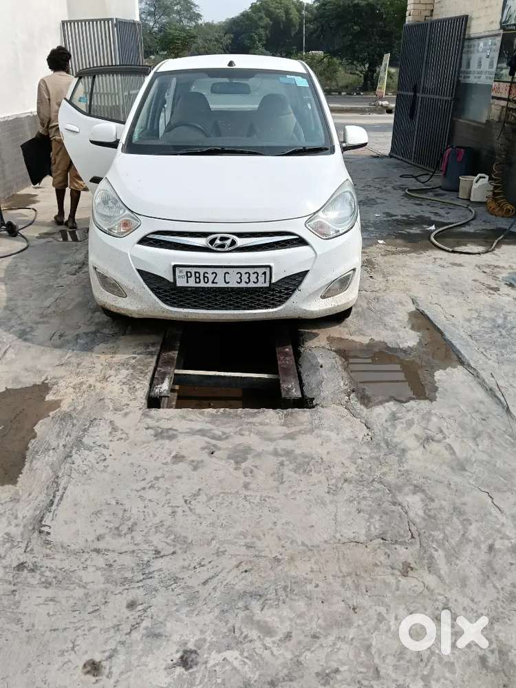 2014 Hyundai I10 Sportz Petrol