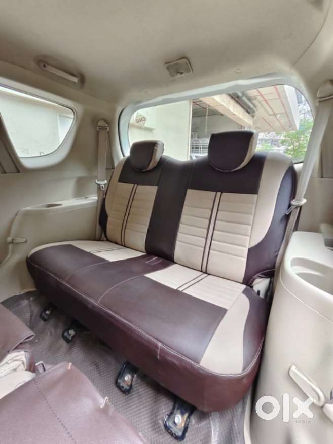 Maruti Suzuki Ertiga Vxi At Petrol, 2017, Petrol