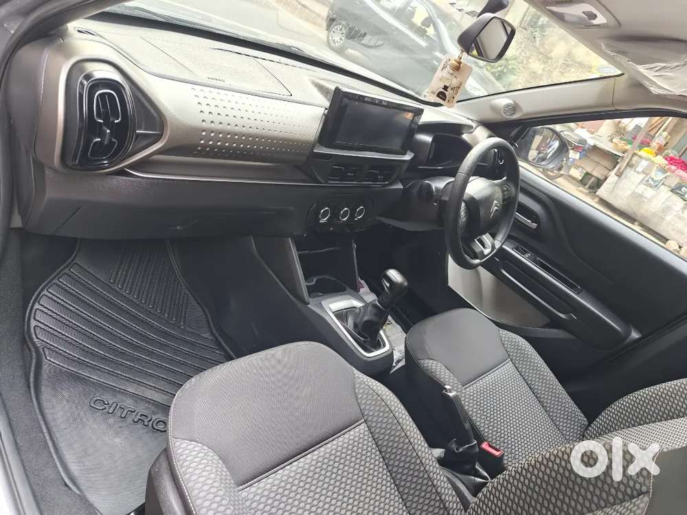 2023 Citroen C3 (low Kms 6000)petrol Feel Dualtone Manual 5,70,000/-