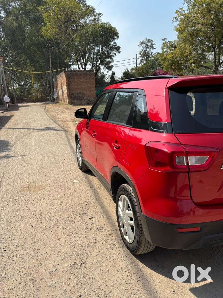 Maruti Suzuki Brezza Vxi 2021 Under Warranty