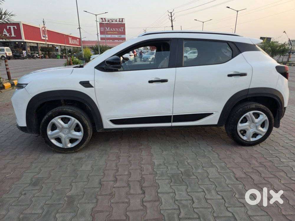 Renault Kiger Rxe, 2022, Petrol