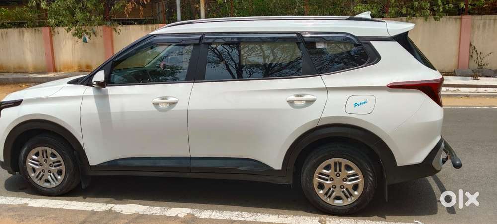 Kia Carens 1.5 Prestige 7 Str, 2024, Petrol