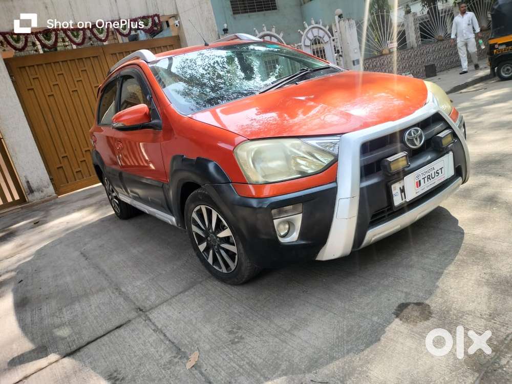 Toyota Etios Cross 1.2l G, 2015, Petrol