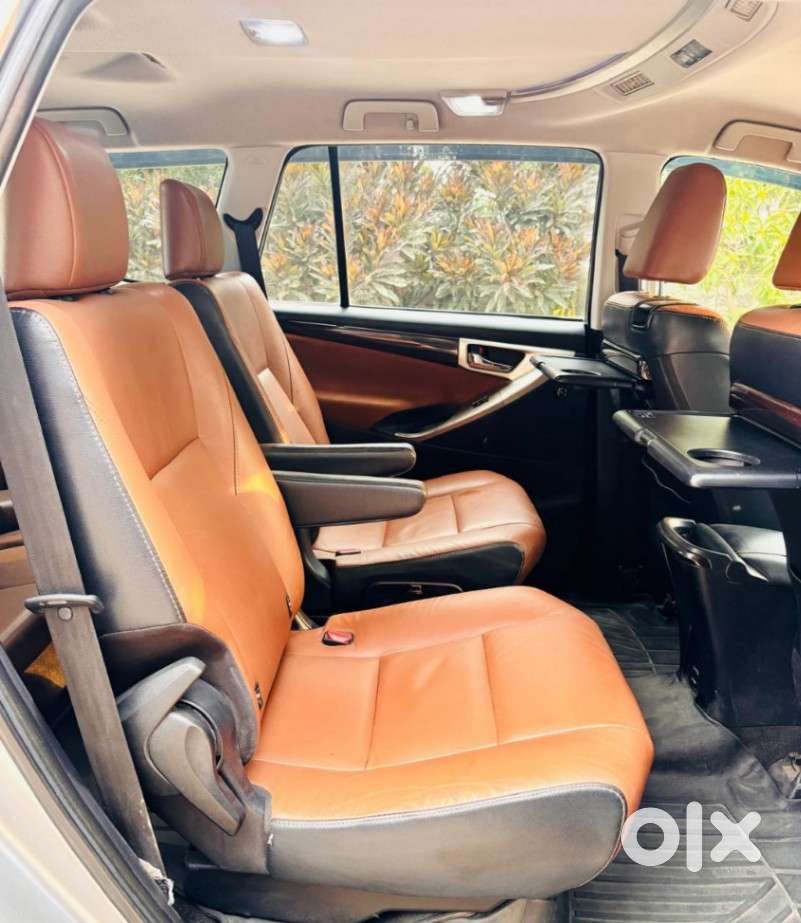 Toyota Innova Crysta 2.8z Automatic, 2018, Diesel
