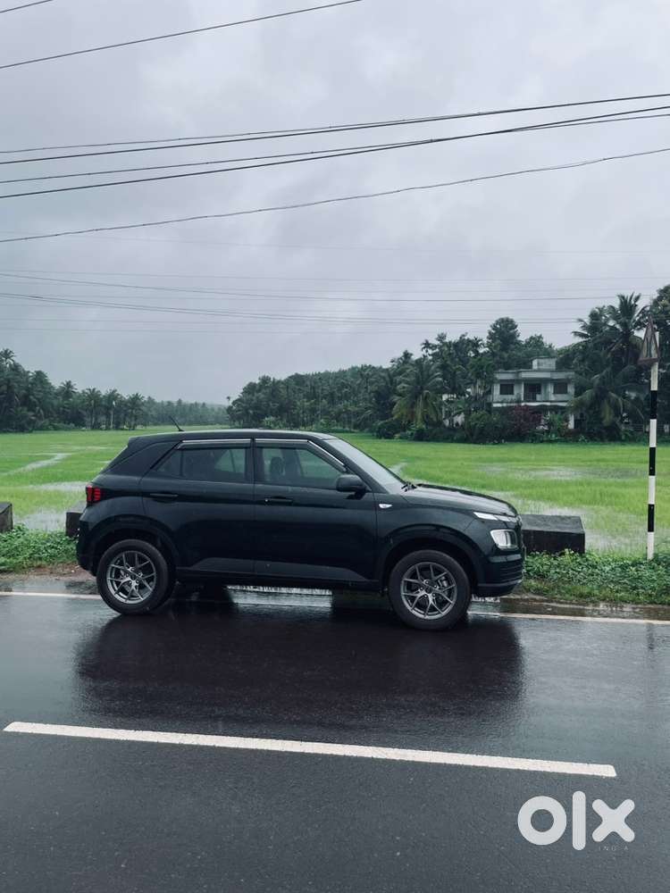 Hyundai Venue 1.2 Petrol 2025