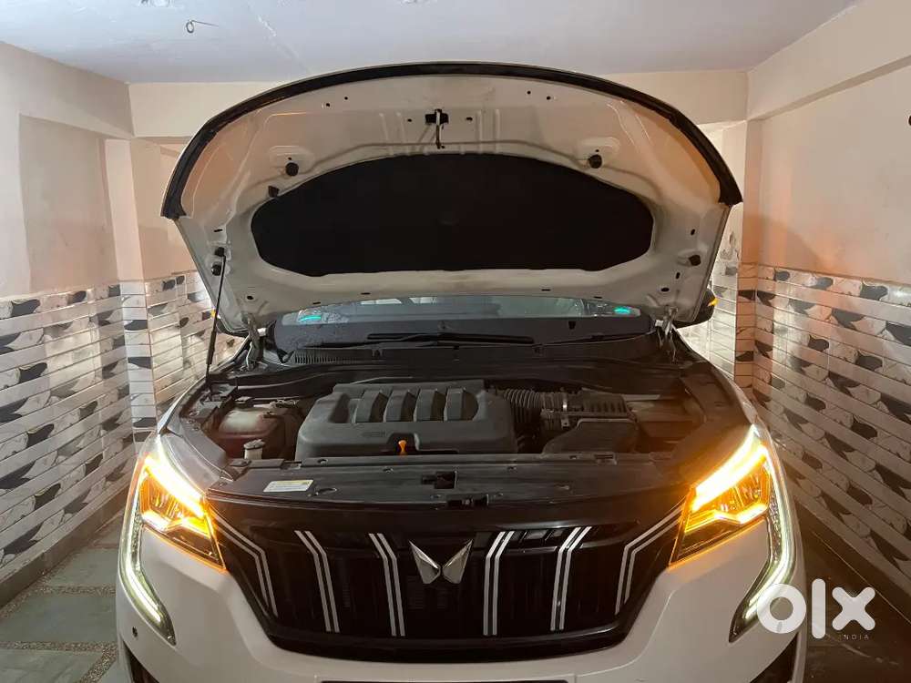 Mahindra Xuv700 2022 Petrol 22000 Km Driven