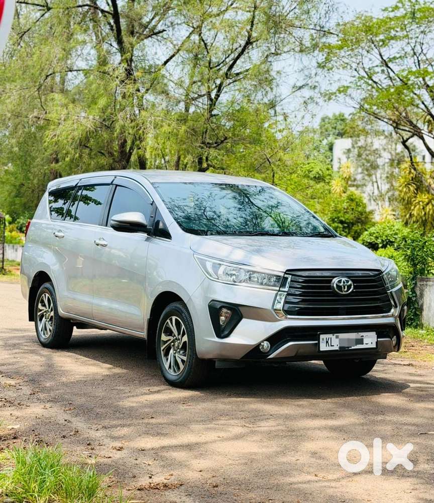 Toyota Innova Crysta 2.4 G Mt, 2022, Diesel