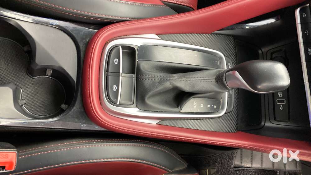 Mg Astor 1.5 Savvy Cvt S Red, 2022, Petrol