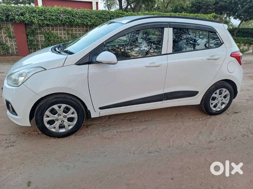Hyundai Grand I10 Sportz O 1.2, 2015, Petrol