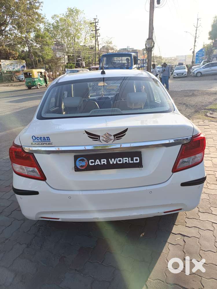 Maruti Suzuki Dzire 1.2 Vxi, 2023, Petrol