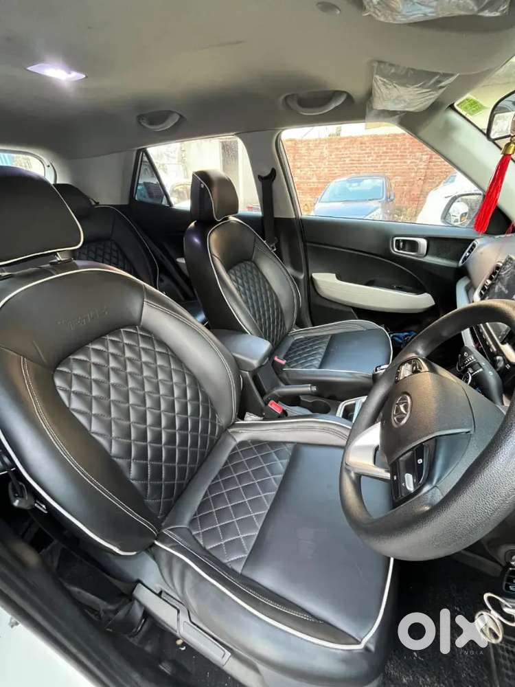 Hyundai Venue N Line 2022 Diesel 42000 Km Driven