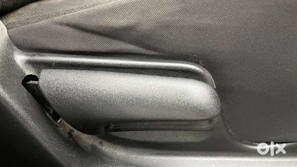 Maruti Suzuki Swift 1.2 Lxi (o), 2016, Petrol