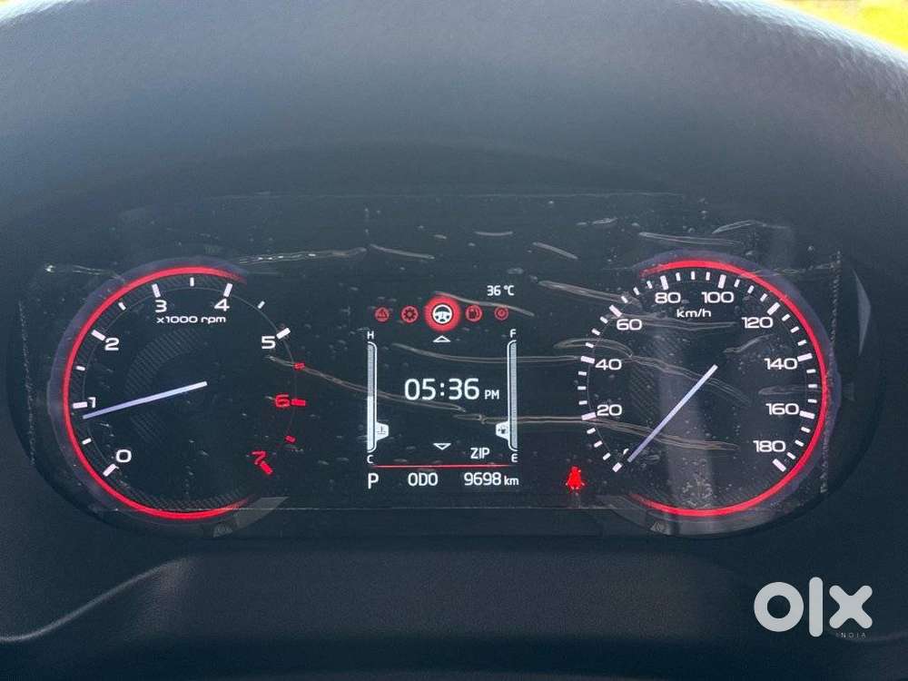 Mahindra Thar Roxx Mx3 Rwd At, 2025, Petrol