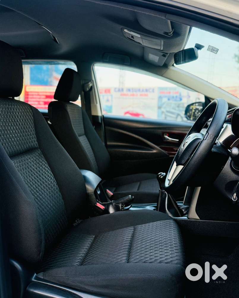 Toyota Innova Crysta 2.7 Gx At 8s, 2016, Diesel