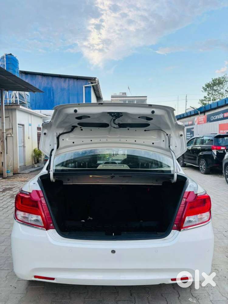 Maruti Suzuki Dzire 1.2 Zxi, 2020, Petrol