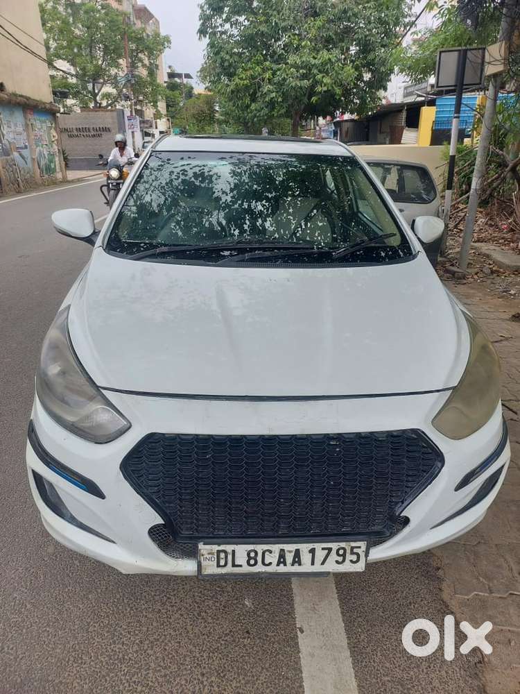Hyundai Verna Petrol And Cng 2012 Model
