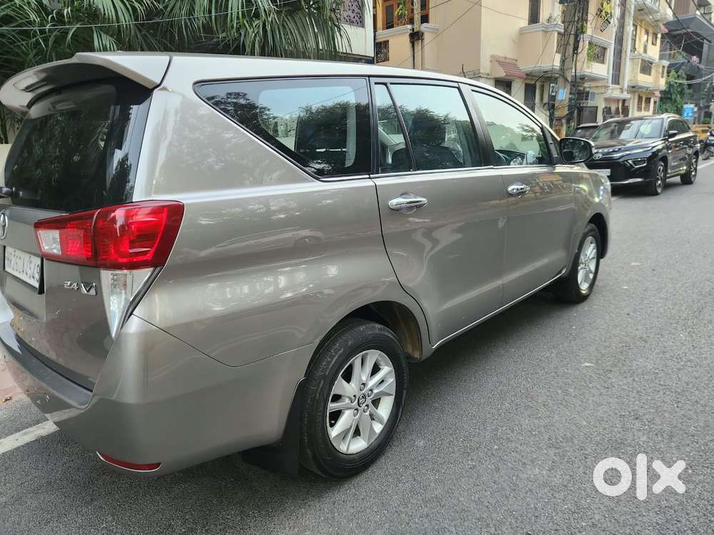 Toyota Innova Crysta 2.4 Vx Mt, 2016, Diesel