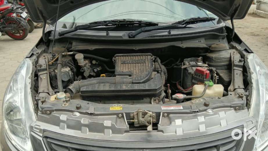 Maruti Suzuki Swift Dzire Vxi At, 2012, Petrol