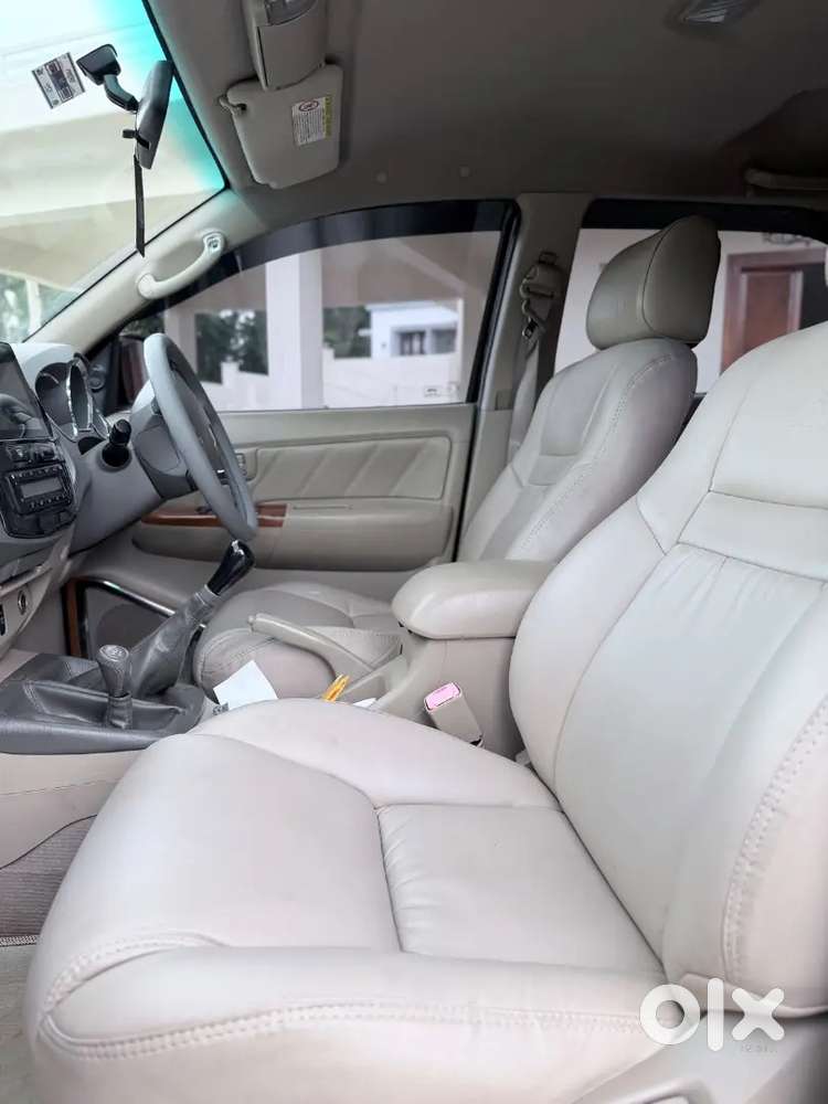 Toyota Fortuner 3.0 2011