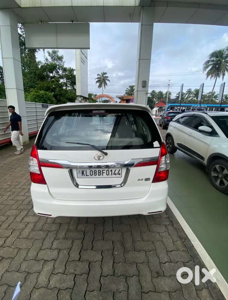 Toyota Innova Diesel 2.5 Z 2015