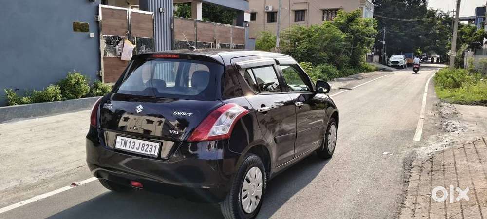 Maruti Suzuki Swift Vxi, 2017, Petrol