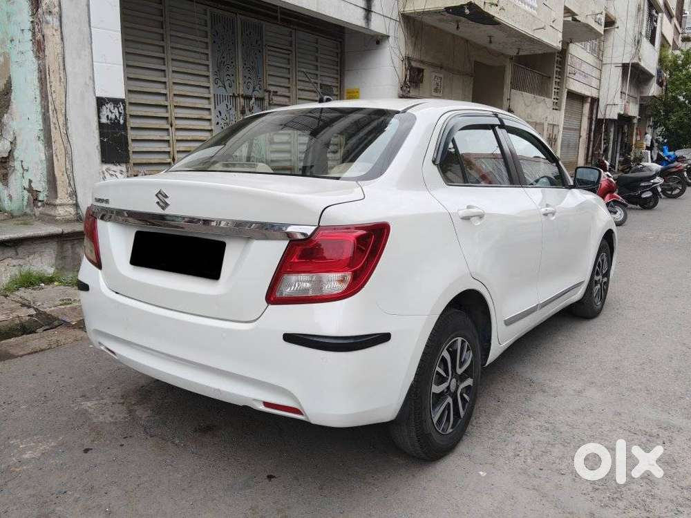 Maruti Suzuki Dzire 1.2 Vxi Amt, 2021, Petrol