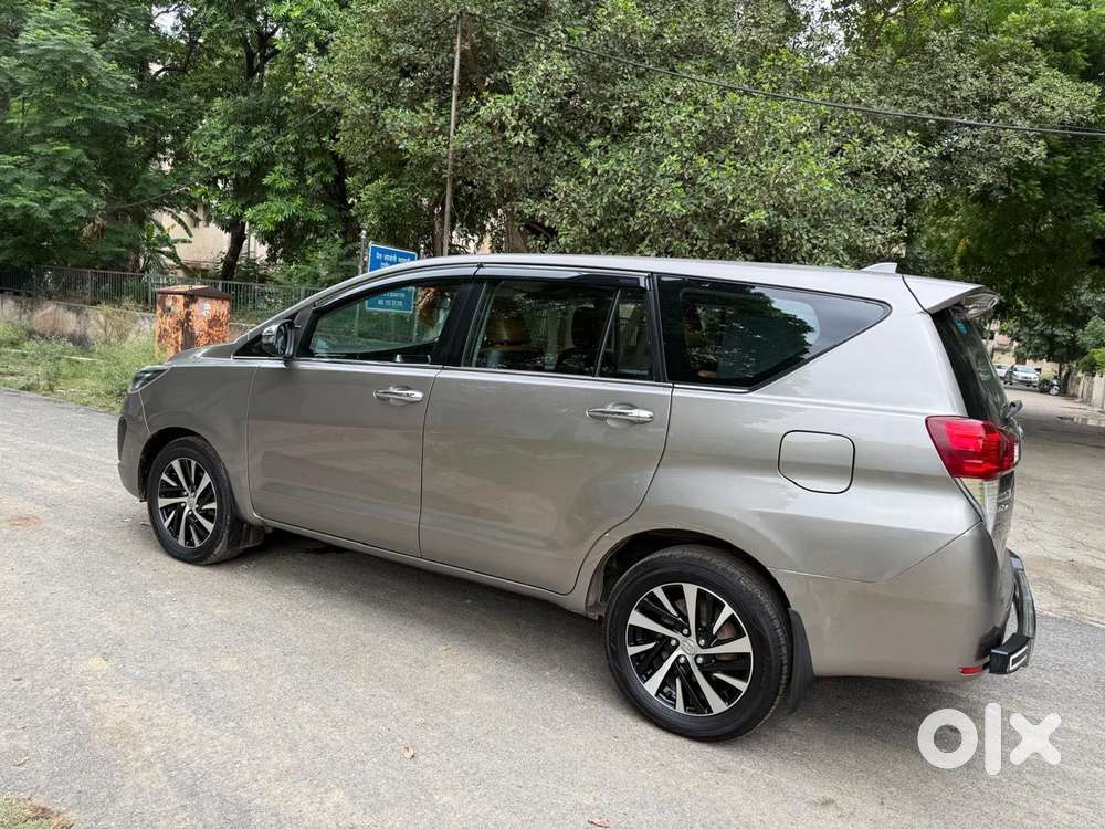 Toyota Innova Crysta 2.4 Z 7 Str, 2022, Diesel
