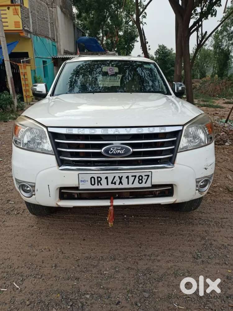 Ford Endeavour 2011