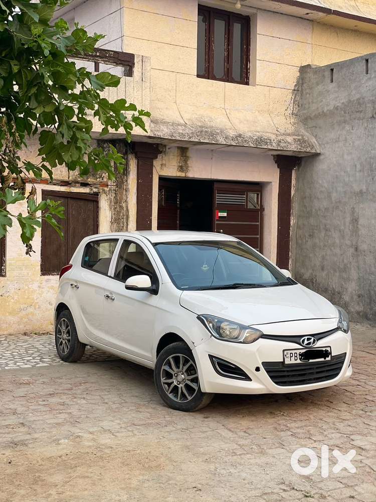 Hyundai I20 Sportz 2014