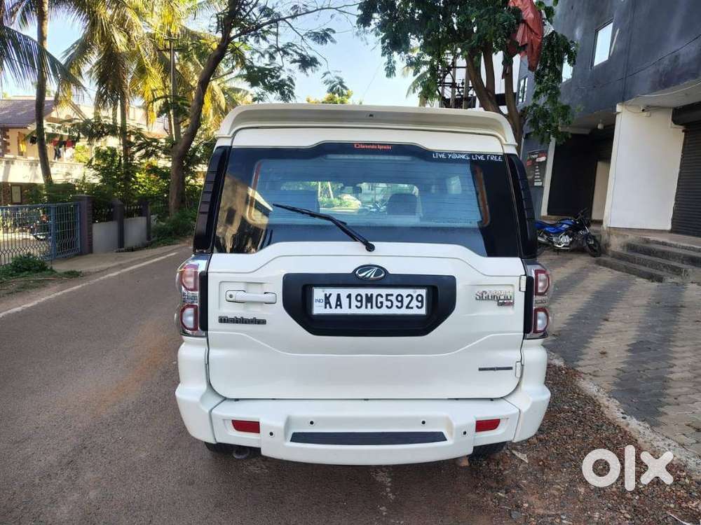 Mahindra Scorpio S10, 2016, Diesel