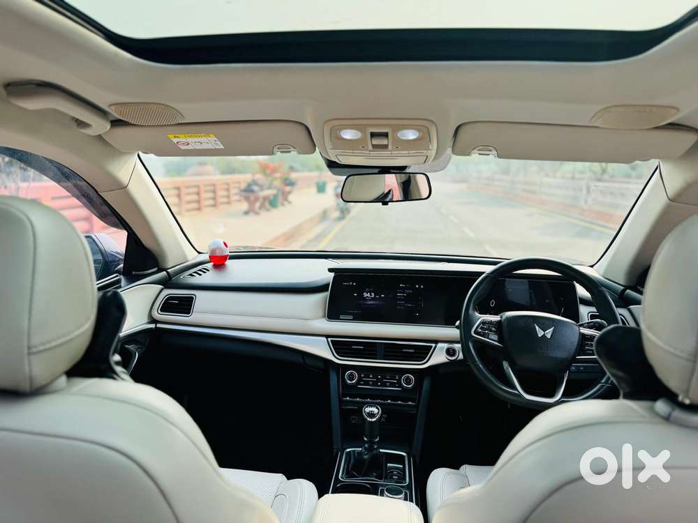 Mahindra Xuv700 2.2 Ax 7 Diesel Mt Str, 2023, Diesel