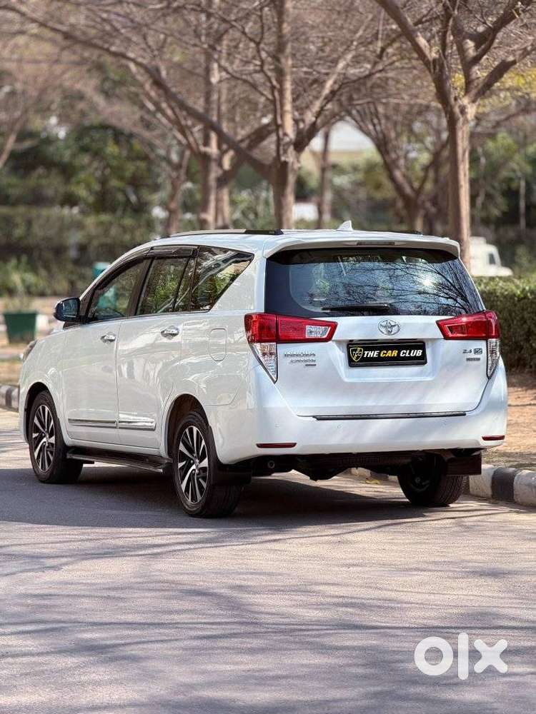 Toyota Innova Crysta Zx 2.4 Diesel 7 Seater, 2022, Diesel