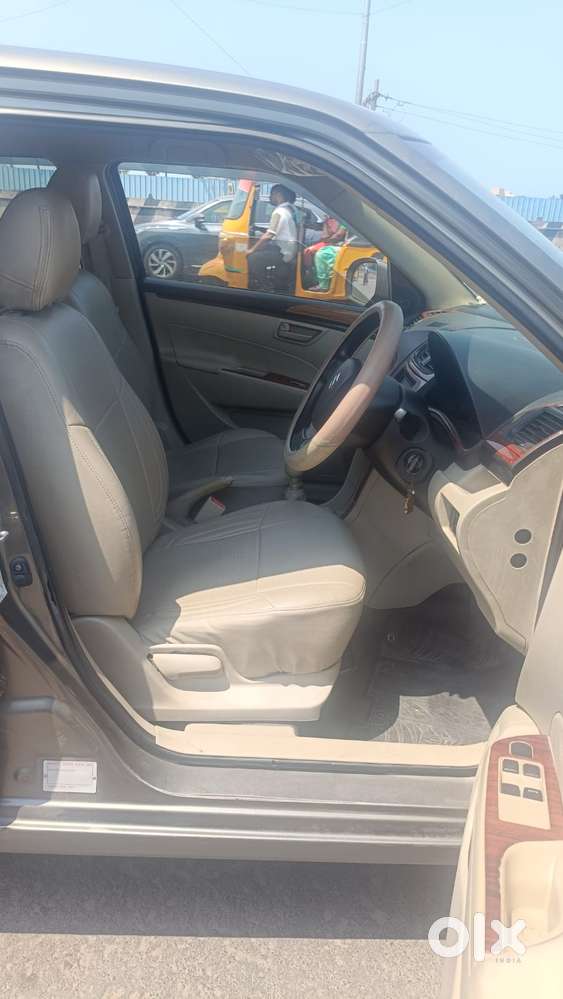 Maruti Suzuki Swift Dzire Lxi Option, 2015, Petrol