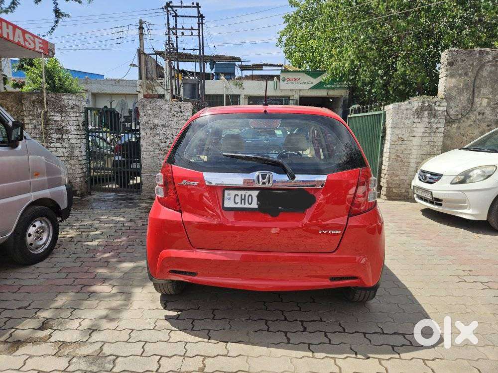 Honda Jazz V Mt Privilege, 2012, Petrol