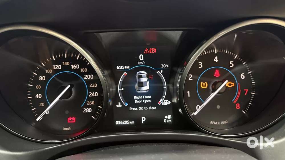 Jaguar Xe Portfolio, 2017, Petrol