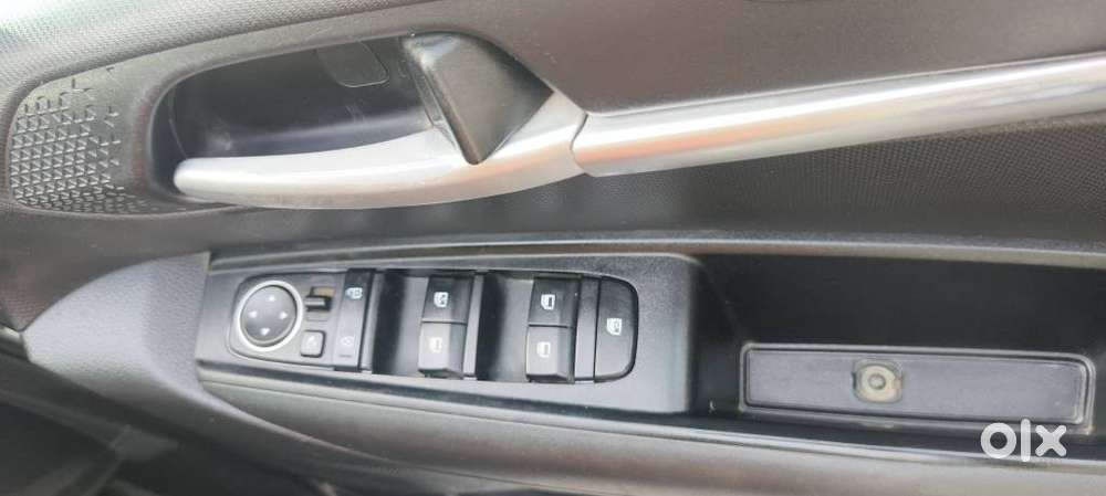 Kia Sonet, 2021, Petrol