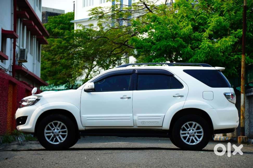 Toyota Fortuner 3.0 4x2 Mt, 2015, Diesel