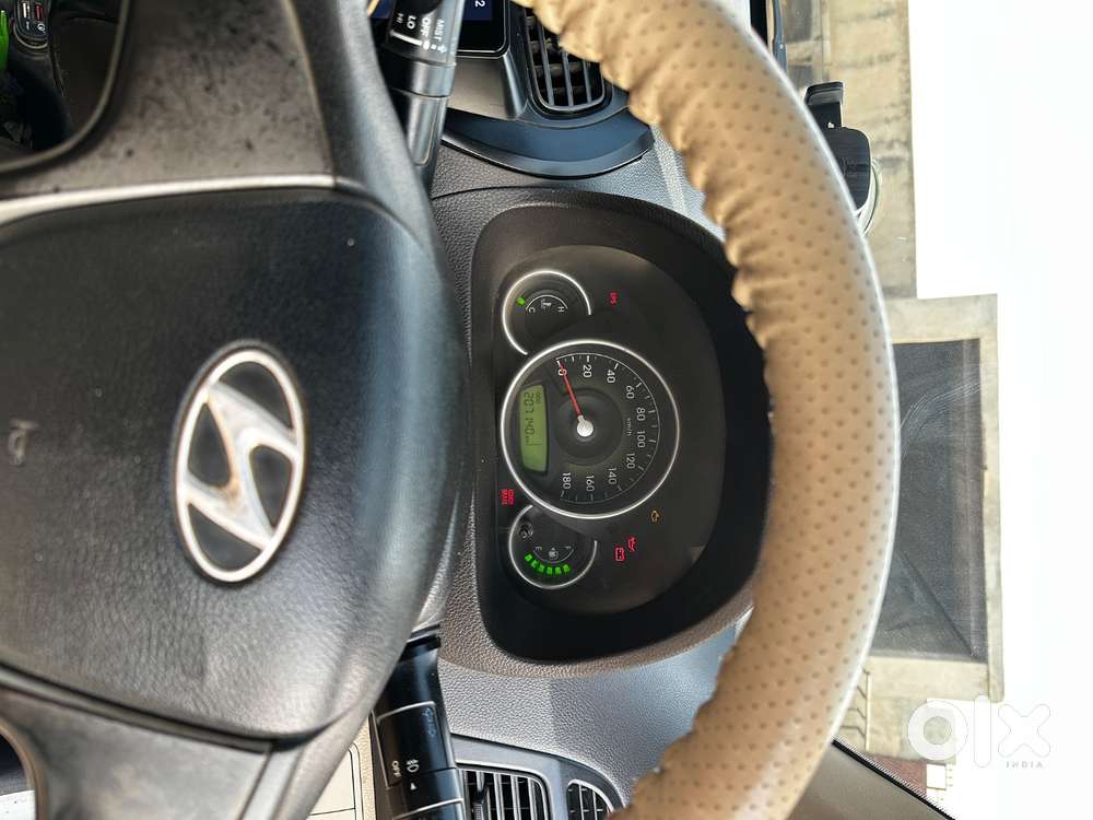 Hyundai Eon Sportz Petrol 2013