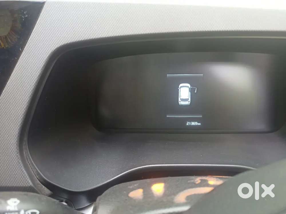 Kia Carens 2022 Petrol 21369 Km Driven