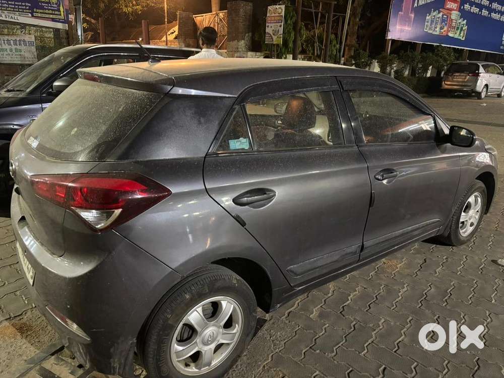 Hyundai Elite I20 2015 Petrol 100000 Km Driven
