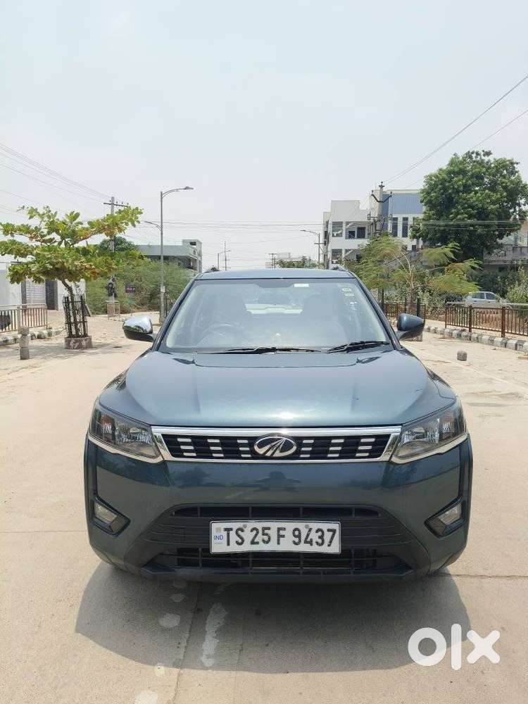 Mahindra Xuv300 W6, 2022, Petrol
