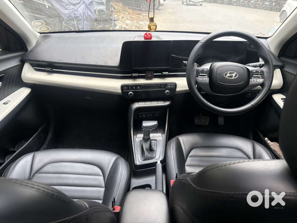 Hyundai Verna 1.5 Sx Ivt, 2023, Petrol