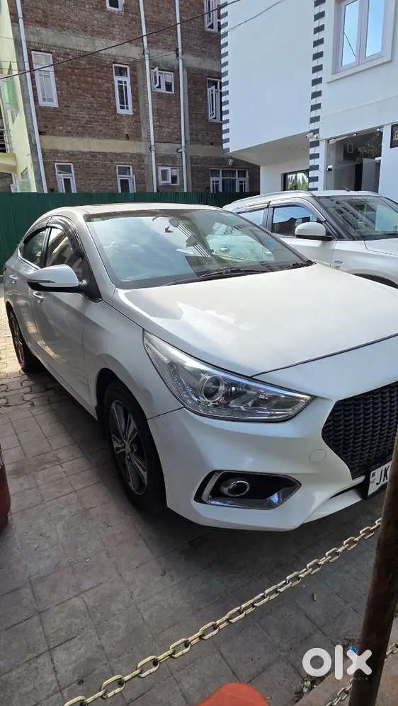 Hyundai Verna Automatic