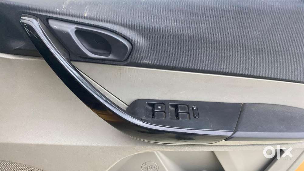 Tata Tiago 1.05 Revotorq Xt, 2018, Petrol