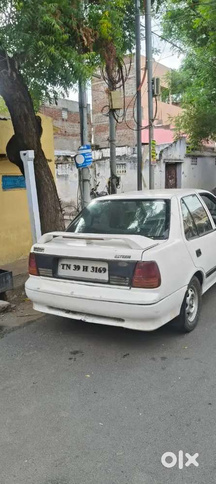 Maruti Suzuki Esteem 1994