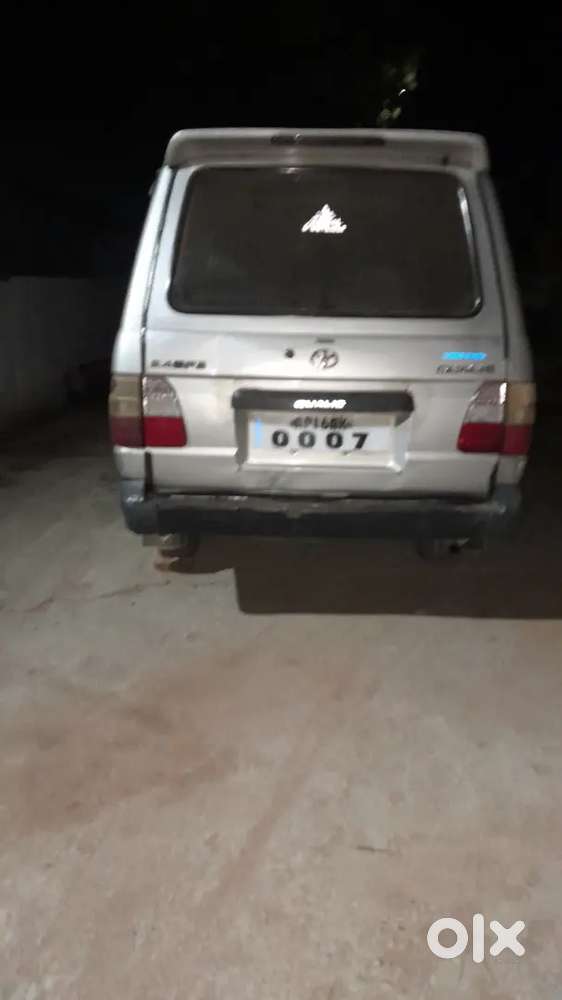 Toyota Qualis 2003 Diesel Well Maintained