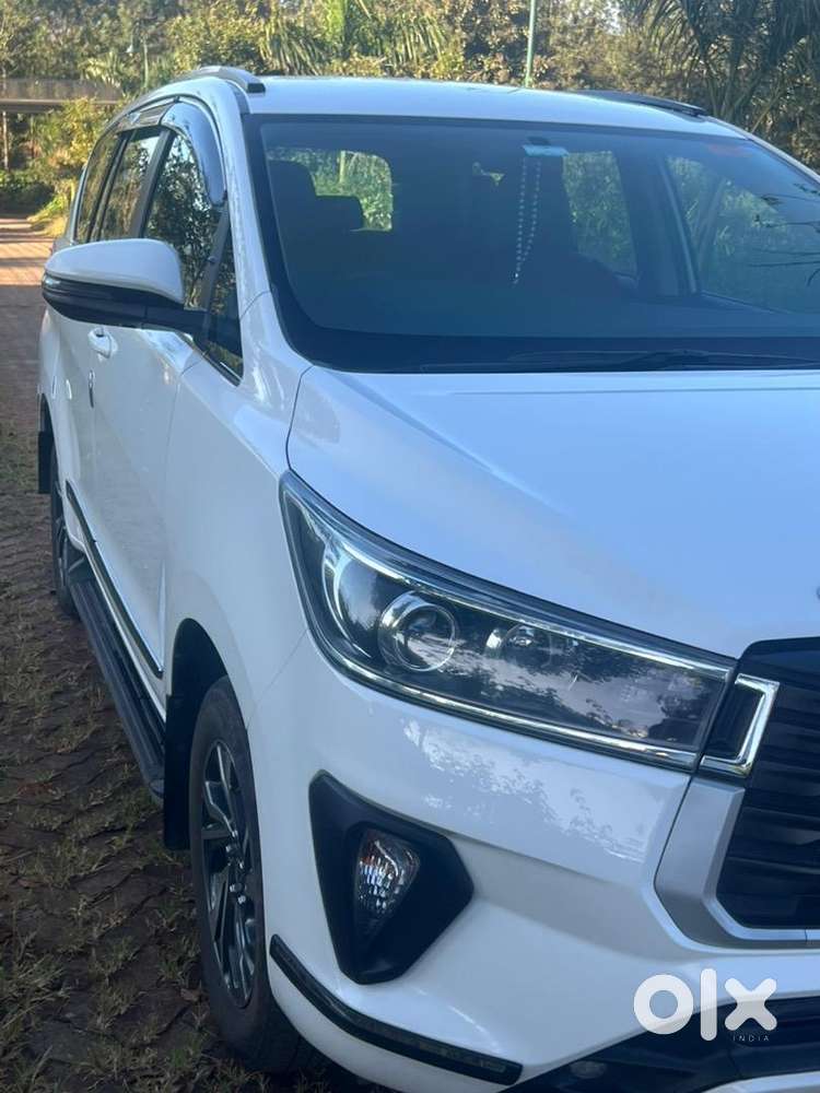 Toyota Innova Crysta 2022 Diesel Well Maintained
