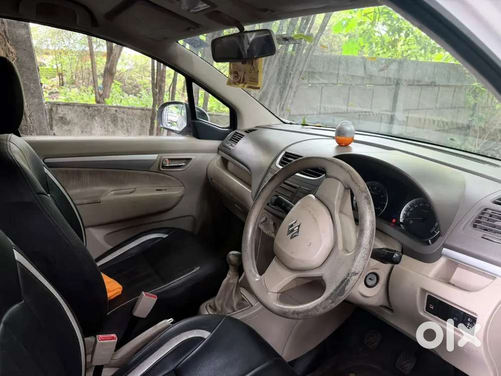 Maruti Suzuki Ertiga 2012 Petrol Officer Car