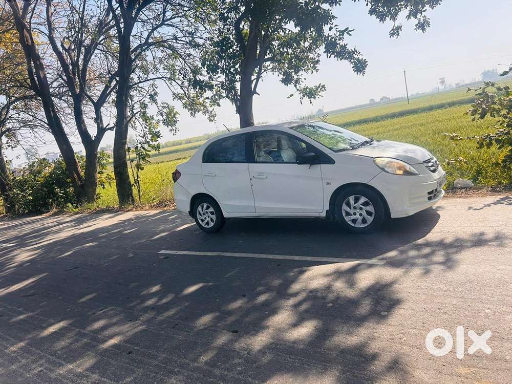 Honda Amaze 2013 Diesel Well Maintained